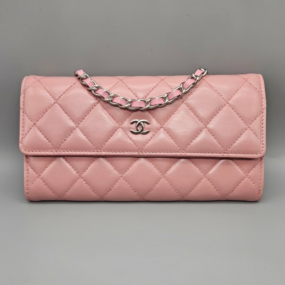 🌸CHANEL Authentic Quilted Leather Pink Long Wallet/Clutch🌸